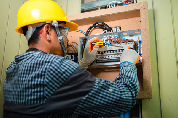 Instalaciones y Reparaciones de Tableros Eléctricos